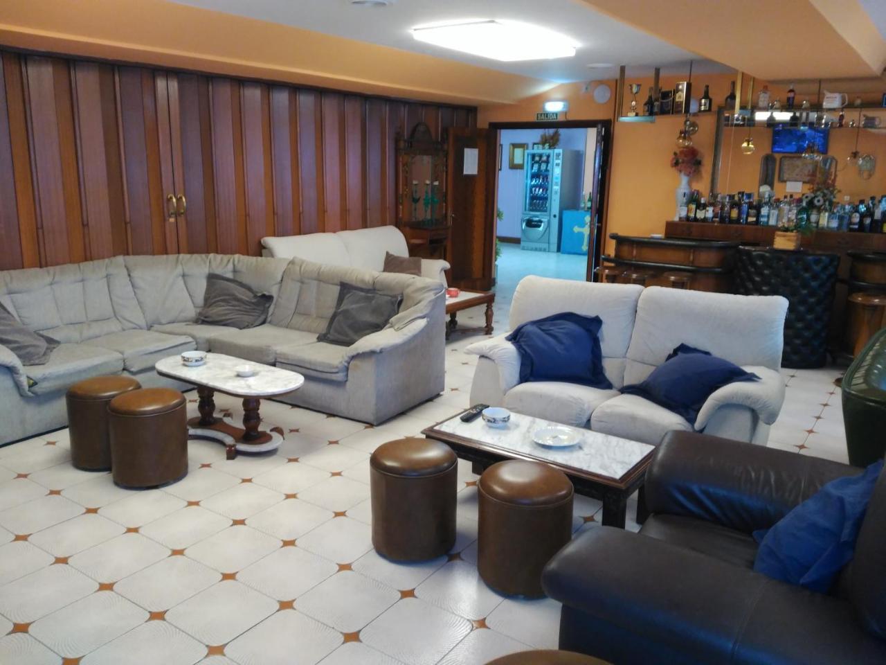 Hotel Vaqueros Langreo Esterno foto
